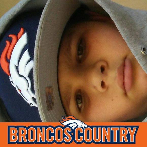 Profile Picture of Jordan Moore (@23allday) on Poshmark