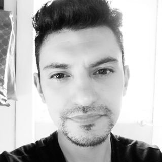 Profile Picture of Pablo Ulloa (@pabloulloa1984) on Twitter