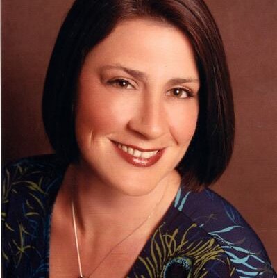 Profile Picture of Dani Decker (@DaniMDecker) on Twitter