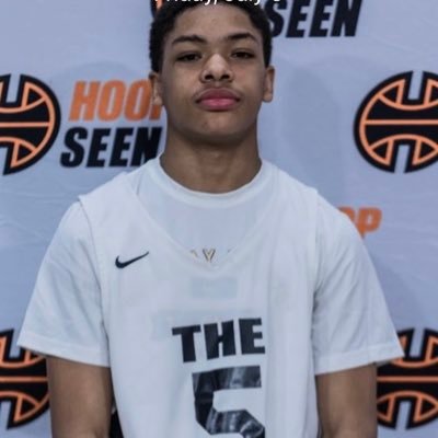 Profile Picture of Darius Acuff (@DariusAcuff) on Twitter