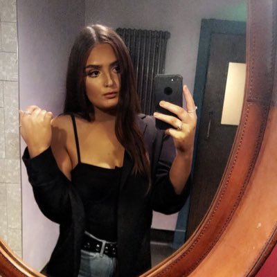 Profile Picture of Chelsea (@chelseahill8) on Twitter