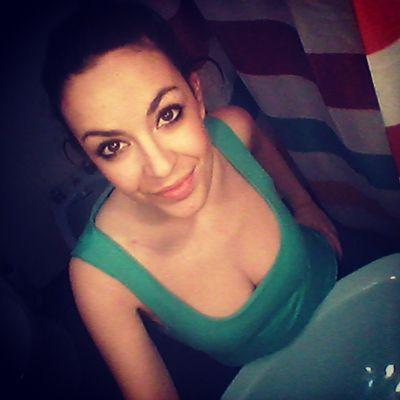 Profile Picture of Amalia Alvarez (@_amaliia20) on Twitter