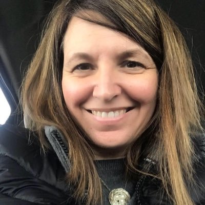 Profile Picture of Carrie Gibson (@care1032) on Twitter