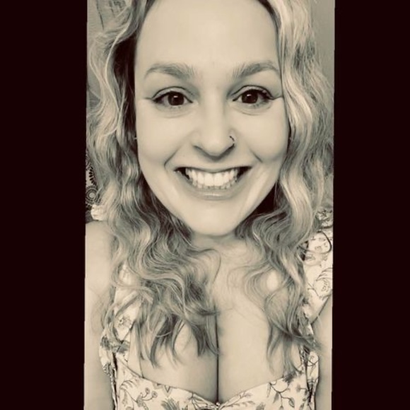 Profile Picture of Abby Pettitt (@abbypettitt) on Poshmark