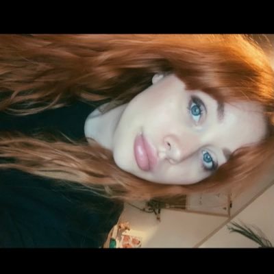 Profile Picture of Laur Jay Churchill (@laurjayhill) on Twitter