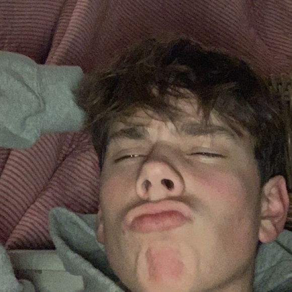 Profile Picture of Lars Nilsen (@bearfeet266) on Poshmark