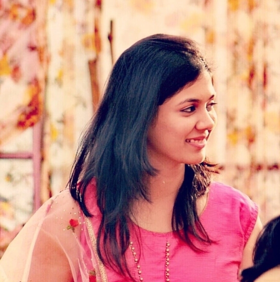 Profile Picture of Rashi Bagadia (@rashibagadia2) on Poshmark