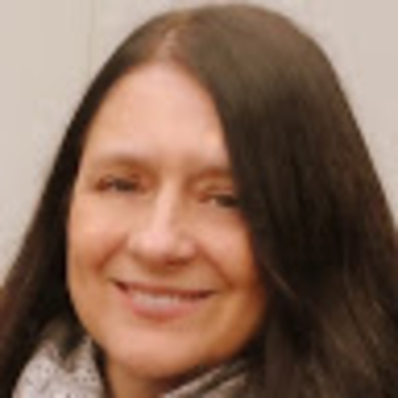 Profile Picture of Carol Williamson (@carolwilliam800) on Poshmark
