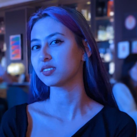 Emily Kimoto - Poshmark Profile Picture of Emily Kimoto (@galaxyhairqueen) on Poshmark