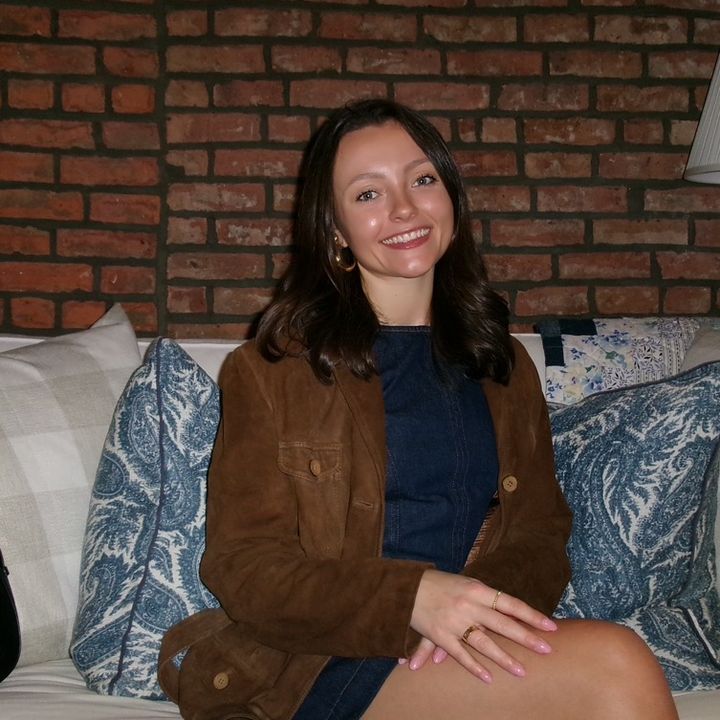 Profile Picture of Mel (@melparzych) on Tiktok