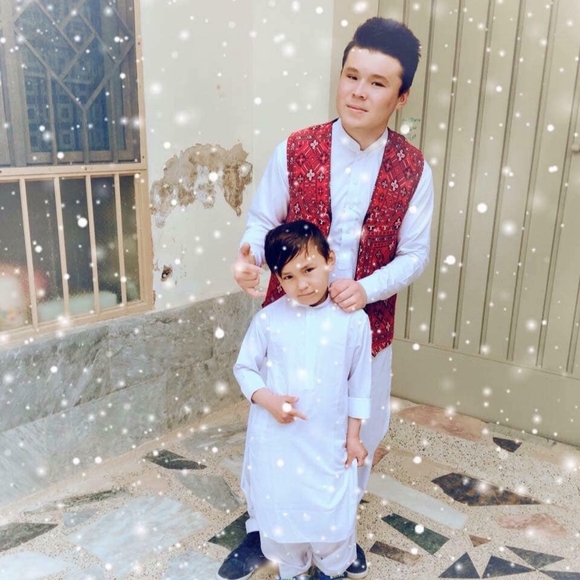 Profile Picture of Kazim Alizadah (@kazim_alizadah) on Poshmark