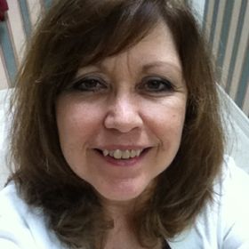 Profile Picture of Tracey Kingham (@glocallady) on Pinterest