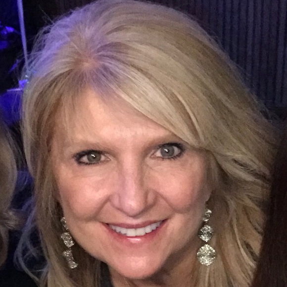 Profile Picture of Rita Masini (@ritamasini) on Poshmark