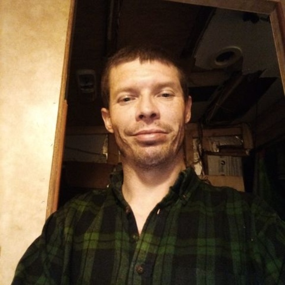 Profile Picture of Christopher Sanges (@csanges) on Poshmark