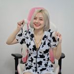 Profile Picture of พรธวัล กลมพั้ว (@alicespoopeaw) on Instagram