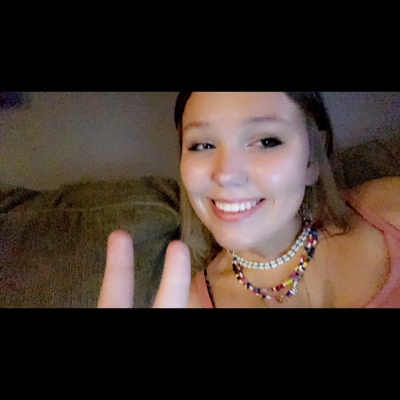 Profile Picture of Ariel Haynes (@arielllhaynes) on Poshmark