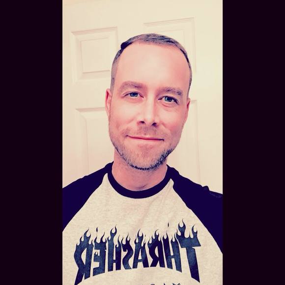 Profile Picture of James Hay (@kingcratesbiz) on Poshmark