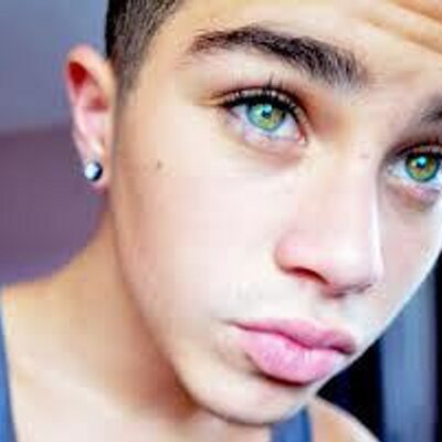 Profile Picture of Trey Graham (@treygraham13) on Twitter