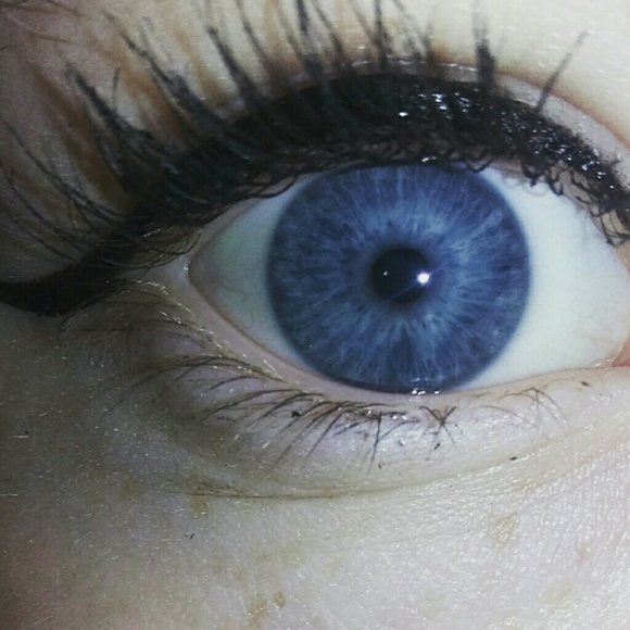 Profile Picture of Nikki Eickert (@sndsrd) on Poshmark