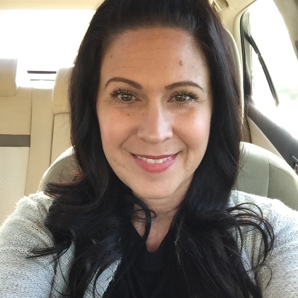 Profile Picture of Lucretia Patton (@bohochic16) on Poshmark