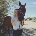 Julia Nicole Nickerson - Instagram Profile Picture of Julia Nicole Nickerson (@julianicole661) on Instagram