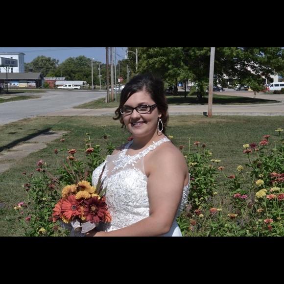 Profile Picture of Jewel Crannell (@jmcrannell) on Poshmark