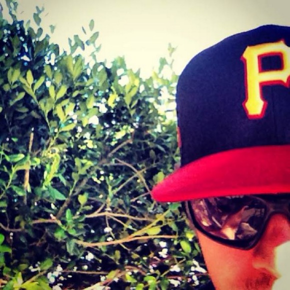 Profile Picture of Douglas Hansen (@doughansen88) on Poshmark