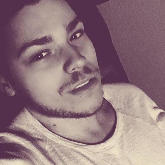 Profile Picture of Ben Silva (@ben_silva94) on Poshmark
