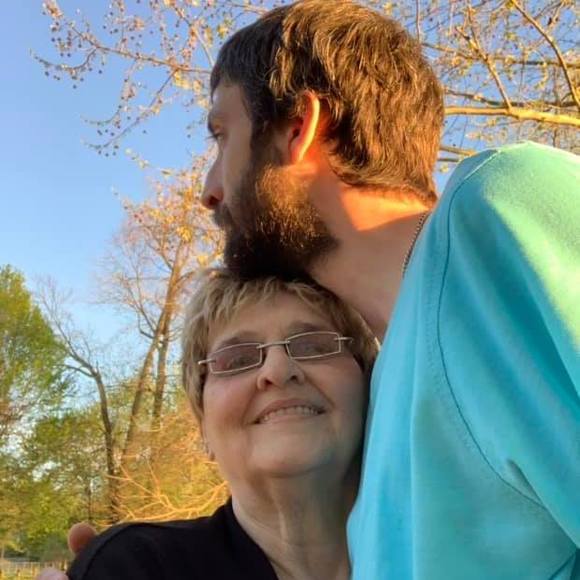 Profile Picture of Ruth Confair (@ruthconfair) on Poshmark