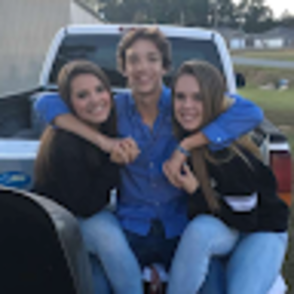 Profile Picture of Nathan Kirkpatrick (@nate201803) on Poshmark