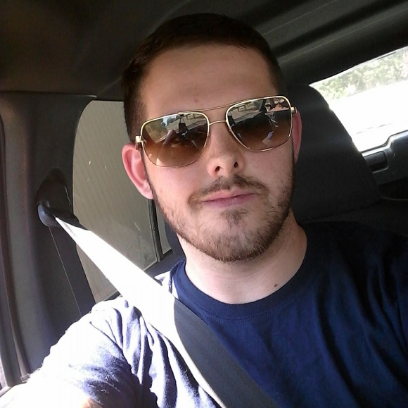 Profile Picture of Jason Sills (@youresomuchmeat) on Poshmark