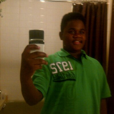 Profile Picture of Alex Shackelford (@Yung_Shack16) on Twitter