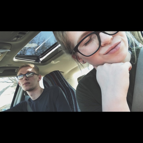 Profile Picture of Brianna Feighner (@brxnnx) on Poshmark