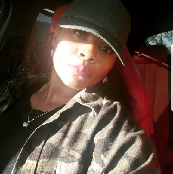 Profile Picture of Kenya Sibley (@ksibley01) on Poshmark