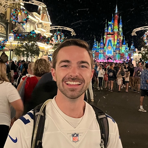 Profile Picture of Jacob Knox (@jacobrknox) on Poshmark