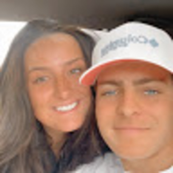 Profile Picture of Jacob Becker (@jacobbecker280) on Poshmark