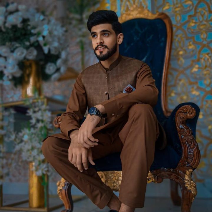 Profile Picture of ZAIN CHAUDHARY 🥰 (@chzainr0) on Tiktok