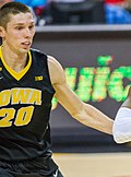 Profile Picture of Jarrod Uthoff - Wikipediaon Wikipedia