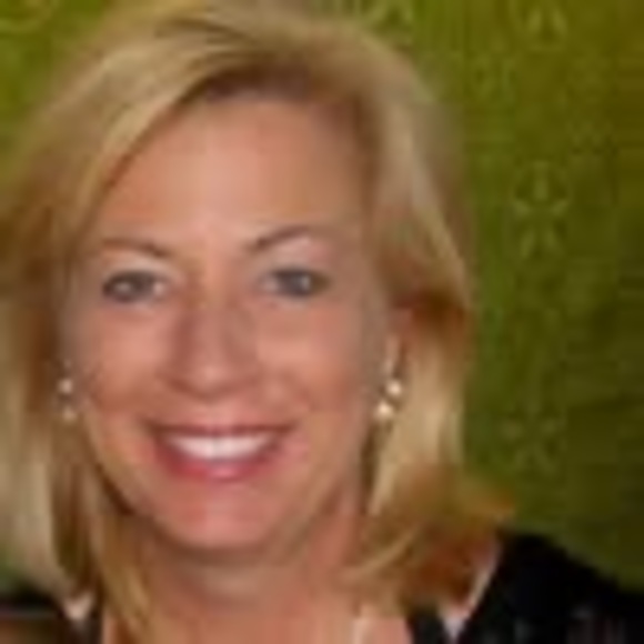 Profile Picture of Jane Ondocin (@janeondocin) on Poshmark