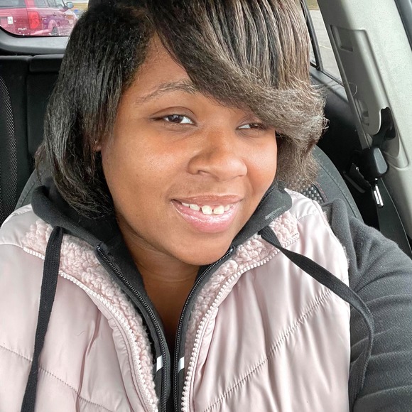 Profile Picture of Aisha Shabazz (@aashaba229) on Poshmark