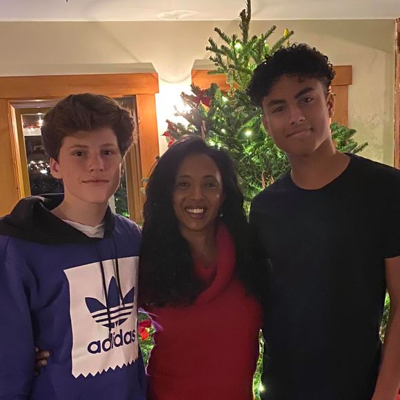 Profile Picture of Sean Treadwell (@seantreadwell) on Poshmark