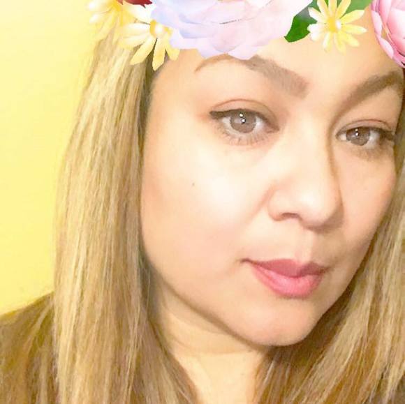 Profile Picture of Dalia Quirino (@quirino49) on Poshmark