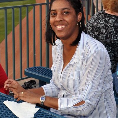Profile Picture of Nicolette Allen Weeks (@Nicolette1125) on Twitter