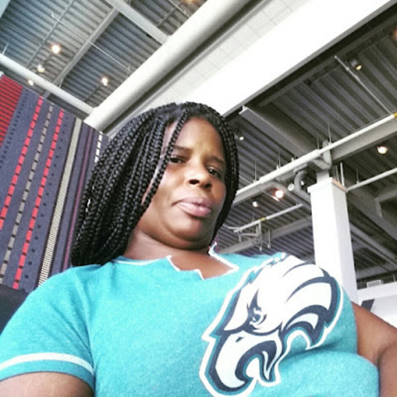 Profile Picture of Chablis Wootten (@igotkids123) on Poshmark