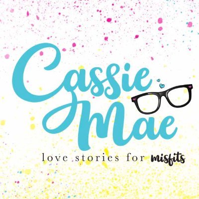 Profile Picture of Cassie Mae (@CassieCook2) on Twitter