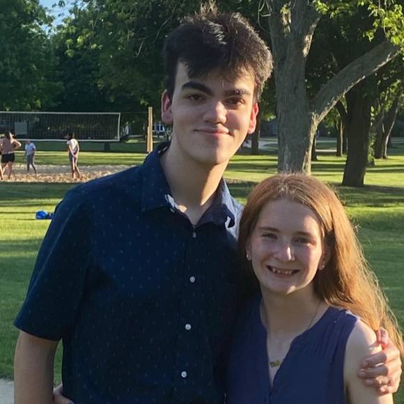 Profile Picture of Chelsea Kregel (@chelseakregel) on Poshmark