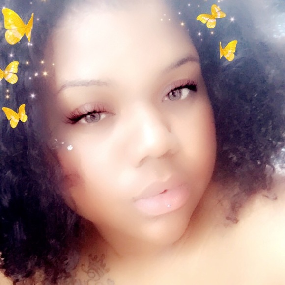 Profile Picture of Storm Thomas (@storm_thomas) on Poshmark