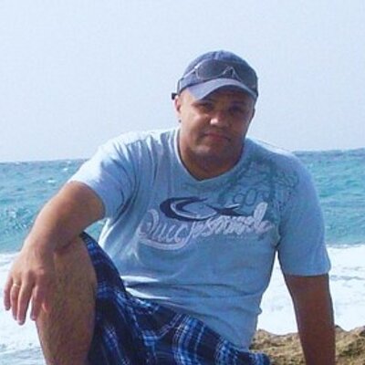 Profile Picture of Dereck  Gonzalez (@dereckpr) on Twitter