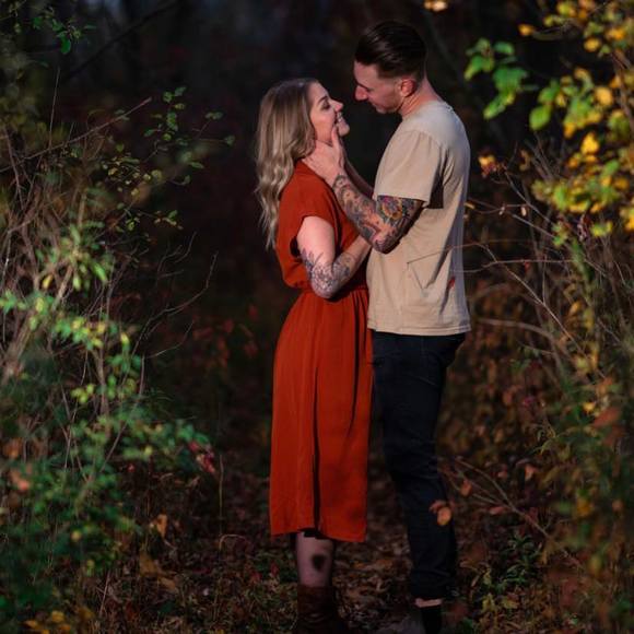 Profile Picture of Sam Collings (@sam_collings) on Poshmark