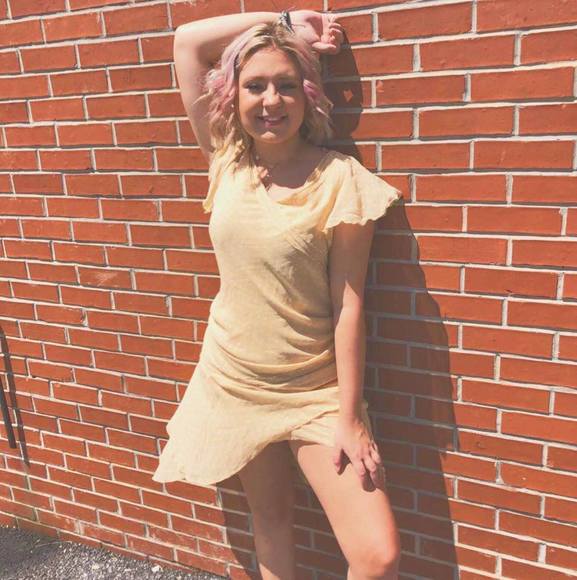 Profile Picture of Andromeda Burbage (@californialove2) on Poshmark